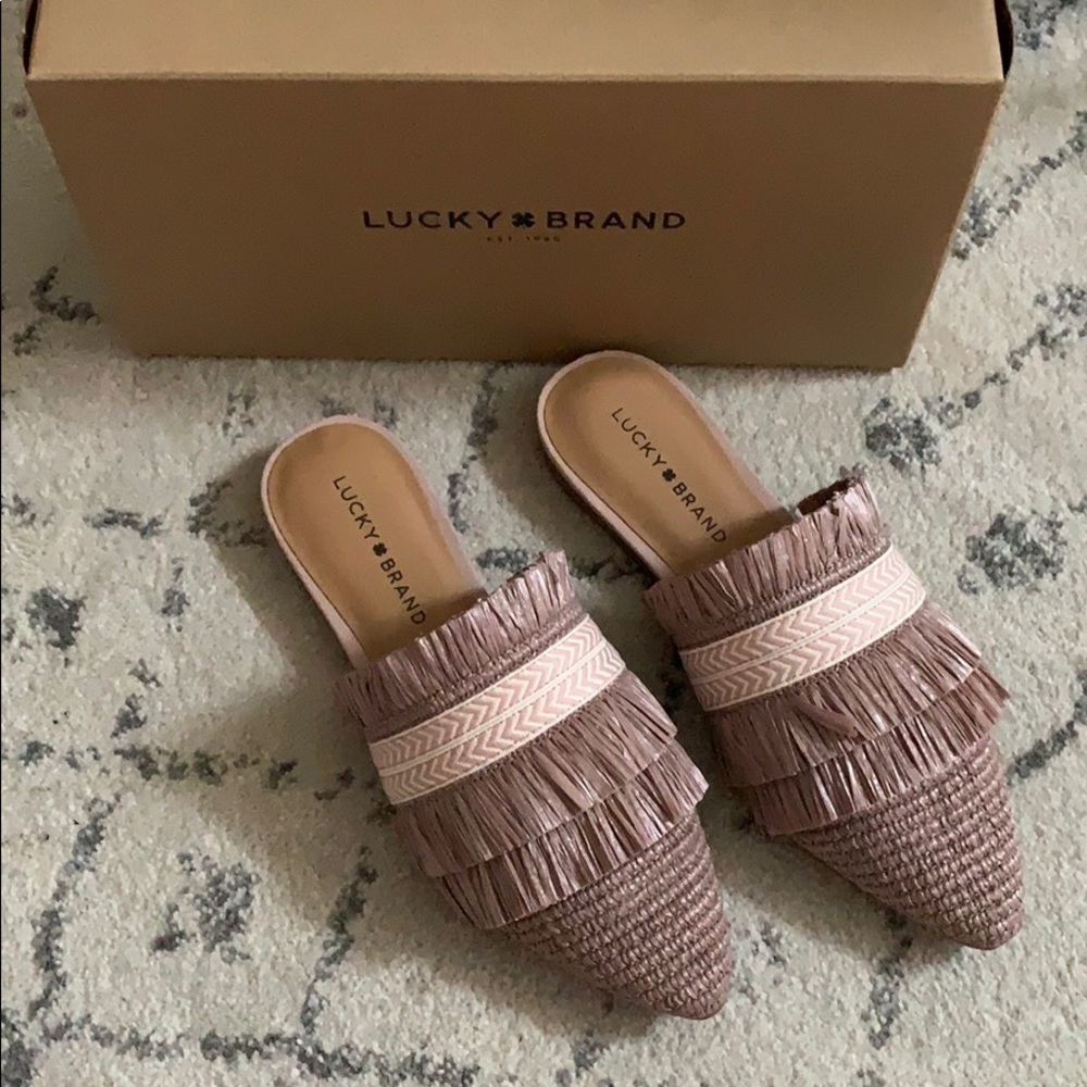 Lucky Brand Slides